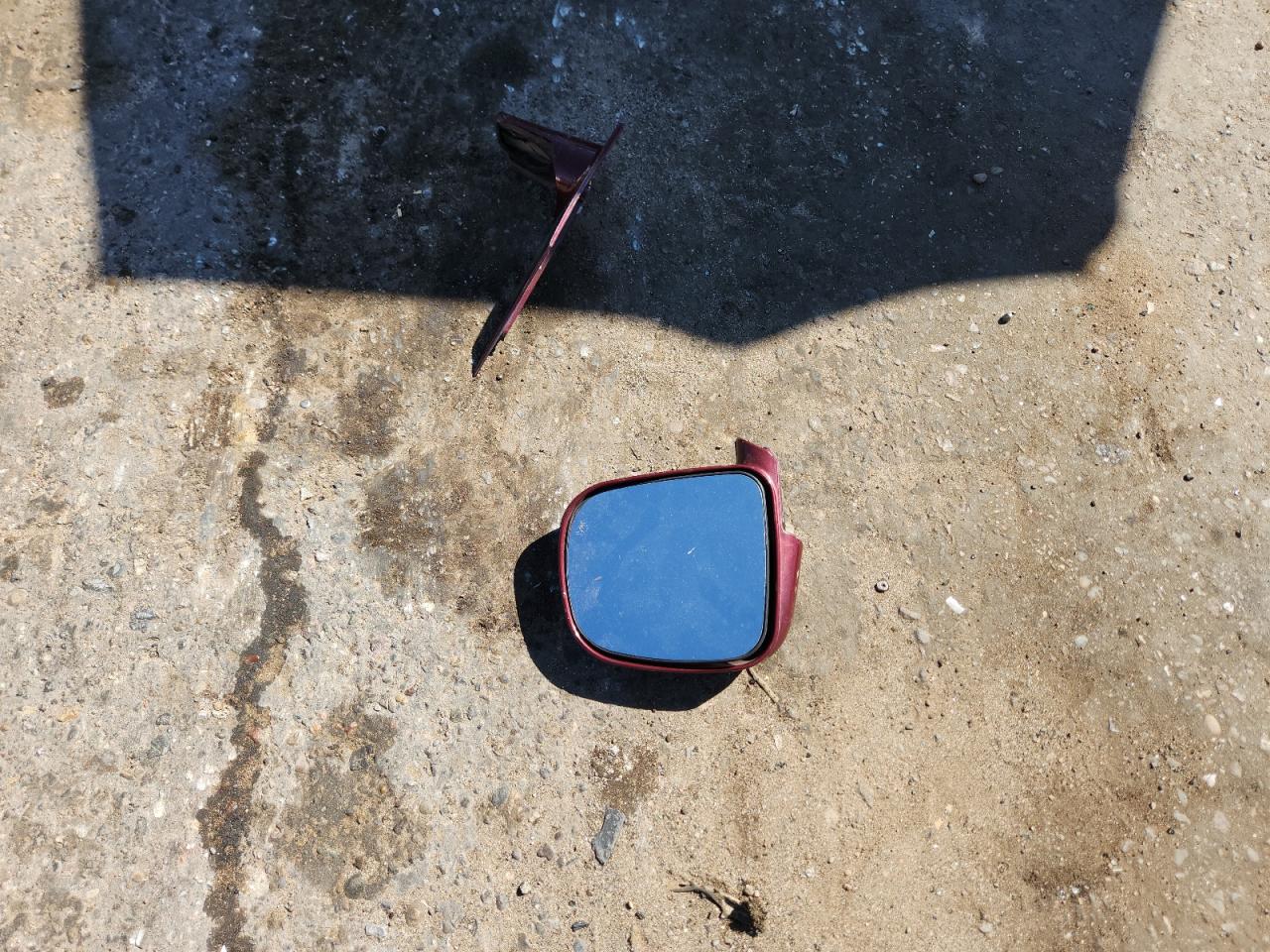 2001 Chevrolet Express G1500 VIN: 1GNFG65R611184668 Lot: 85186085