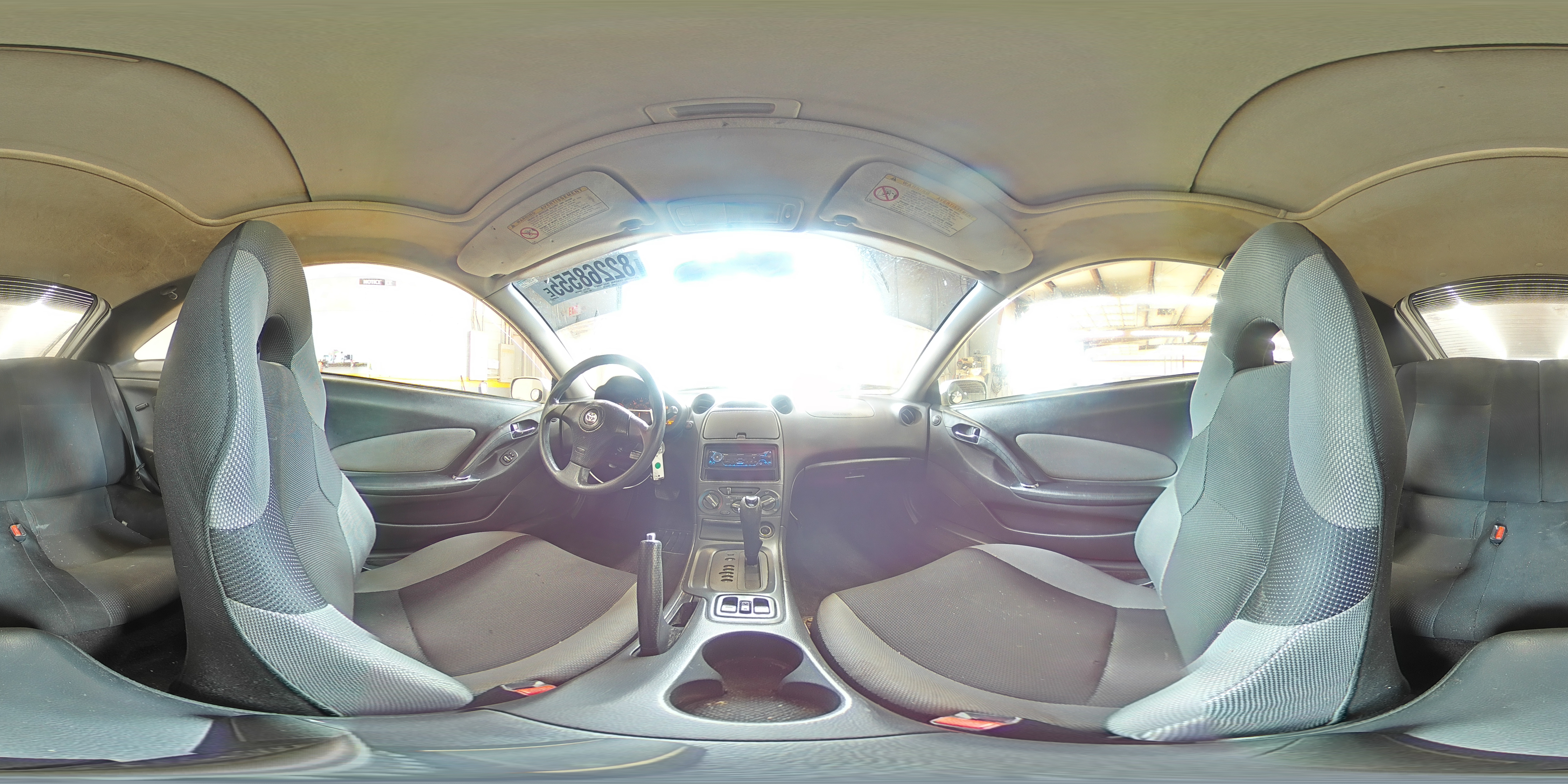 2004 Toyota Celica Gt VIN: JTDDR32T340175638 Lot: 82268555