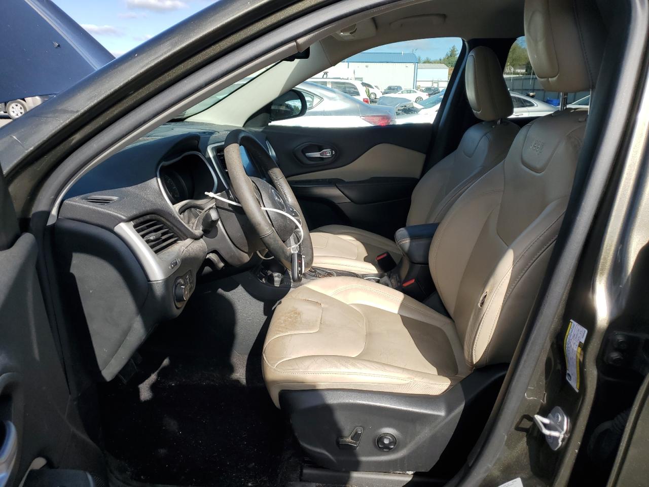 2015 Jeep Cherokee Limited VIN: 1C4PJMDS2FW649402 Lot: 89918225