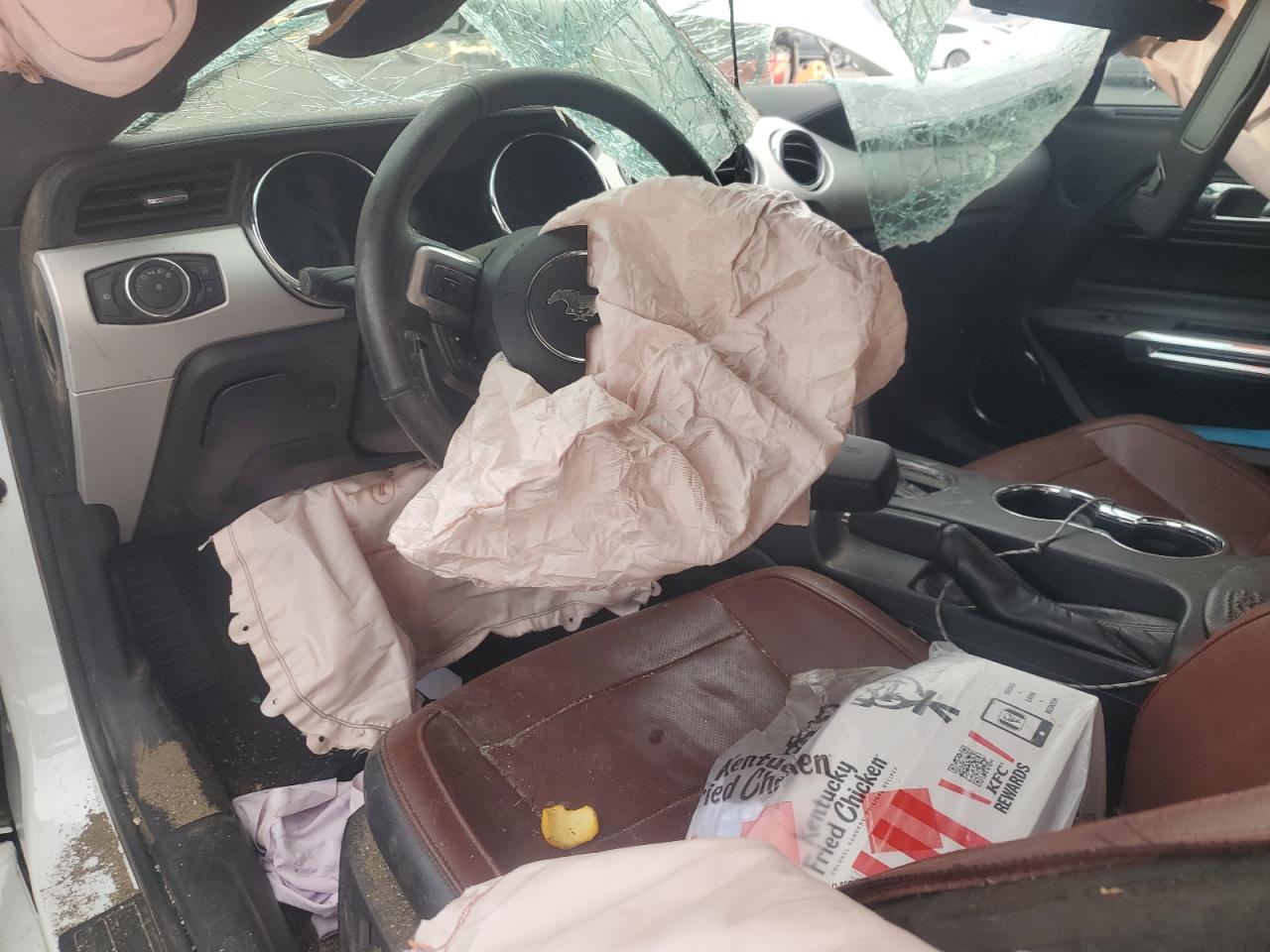 2015 Ford Mustang VIN: 1FA6P8TH4F5372545 Lot: 84760825