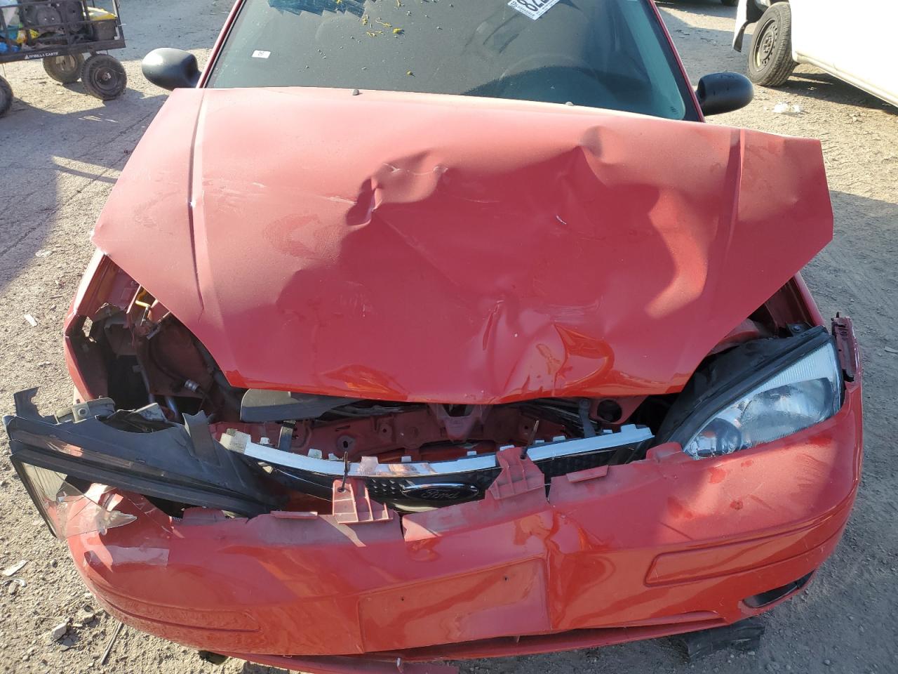 2005 Ford Focus Zxw VIN: 1FAFP36N15W301199 Lot: 82200215