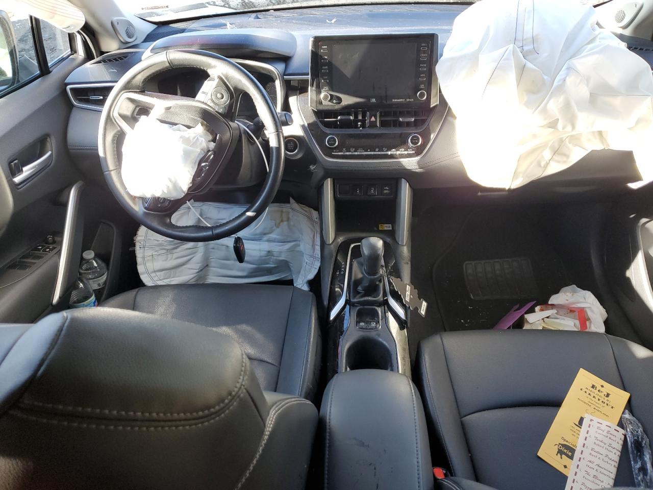 2022 Toyota Corolla Cross Xle VIN: 7MUDAABG2NV009288 Lot: 82451245