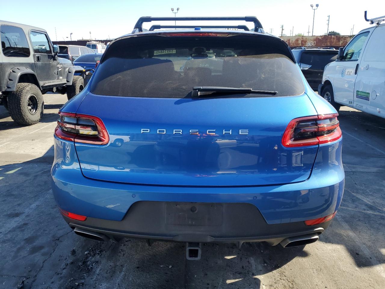 2018 Porsche Macan VIN: WP1AA2A55JLB08460 Lot: 84914845