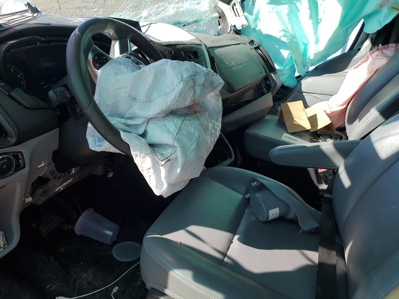 2019 Ford Transit T-250 VIN: 1FTYR2XM3KKB04325 Lot: 84819225