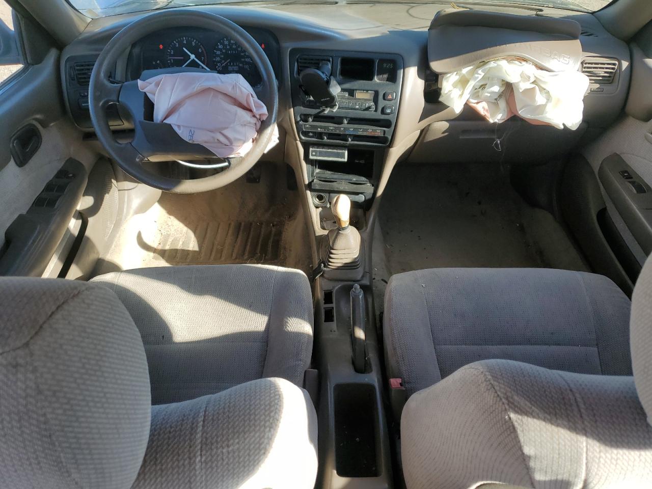 1996 Toyota Corolla Dx VIN: 1NXBB02E8TZ393640 Lot: 85183485