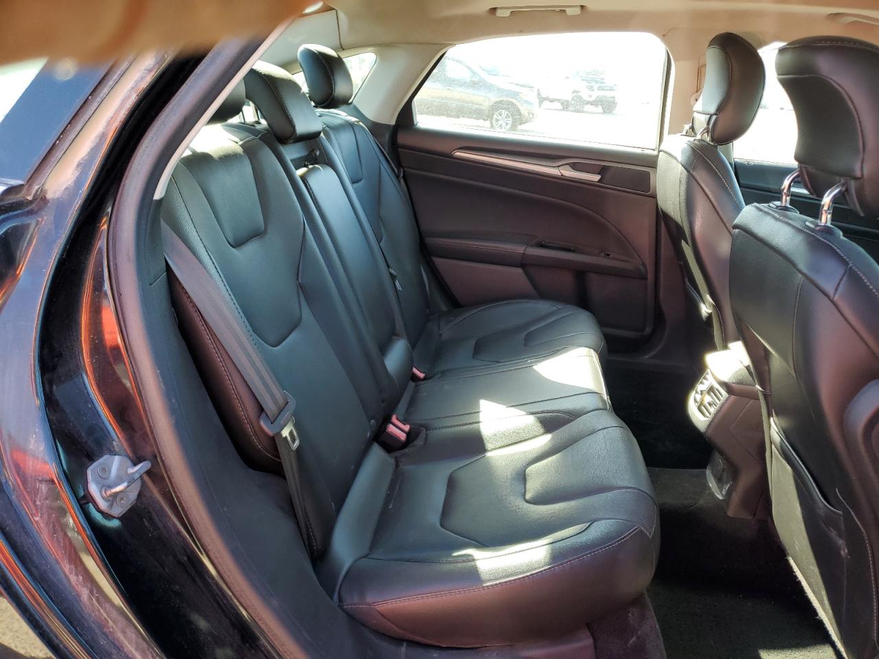 2014 Ford Fusion Titanium VIN: 3FA6P0K99ER124086 Lot: 82634235