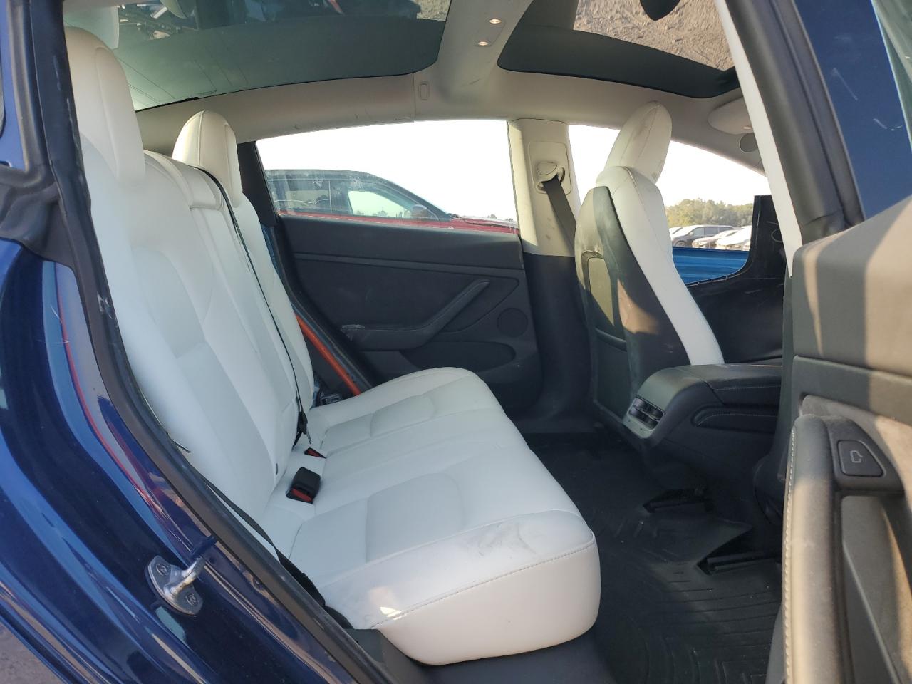 2021 Tesla Model 3 VIN: 5YJ3E1EB4MF053483 Lot: 82709945