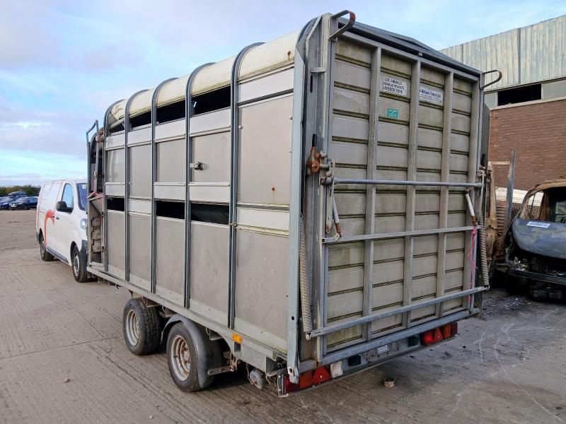 2000 IFOR TRAILER