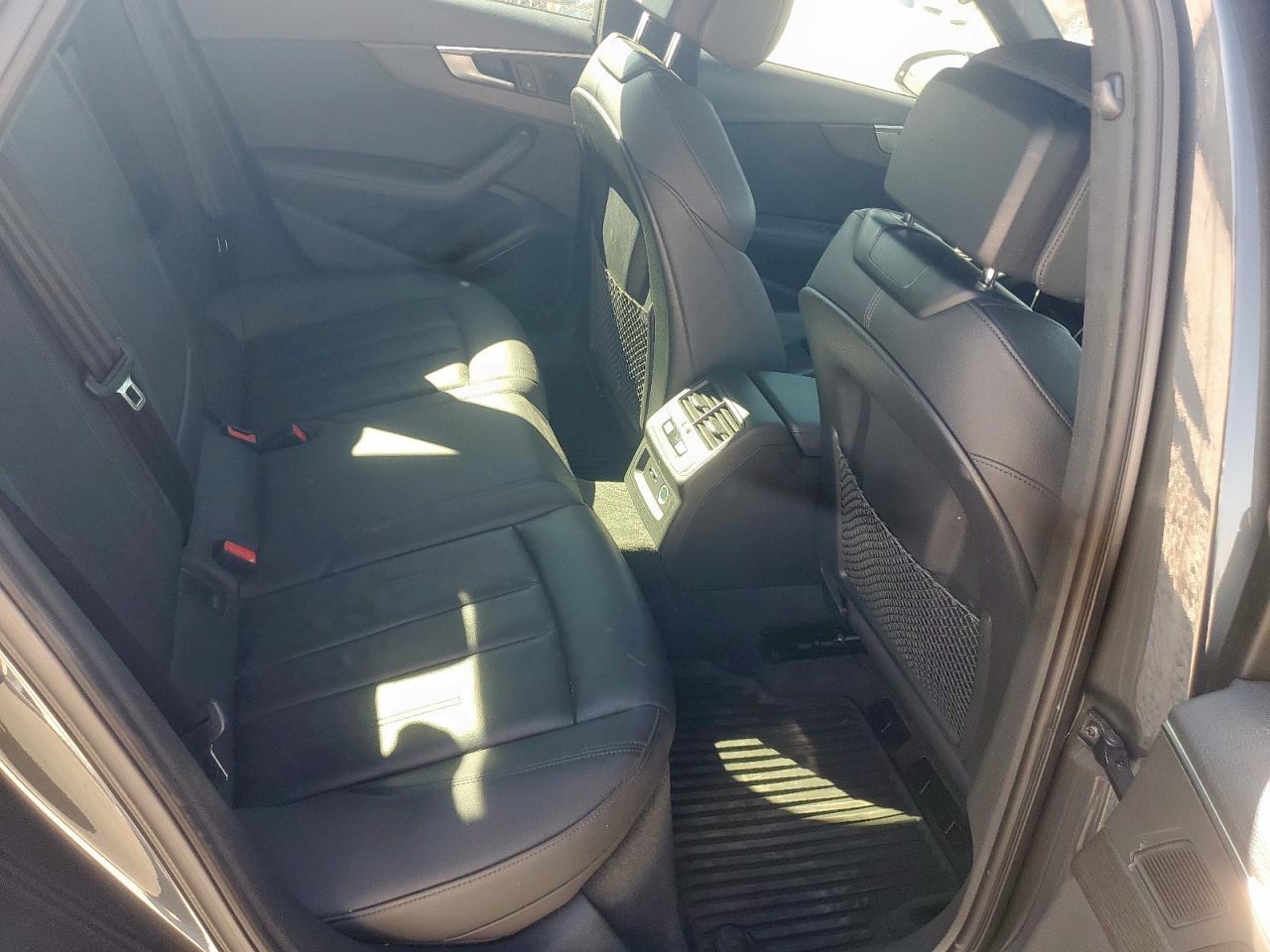 2019 Audi A4 Premium Plus VIN: WAUENAF41KN003662 Lot: 86155835