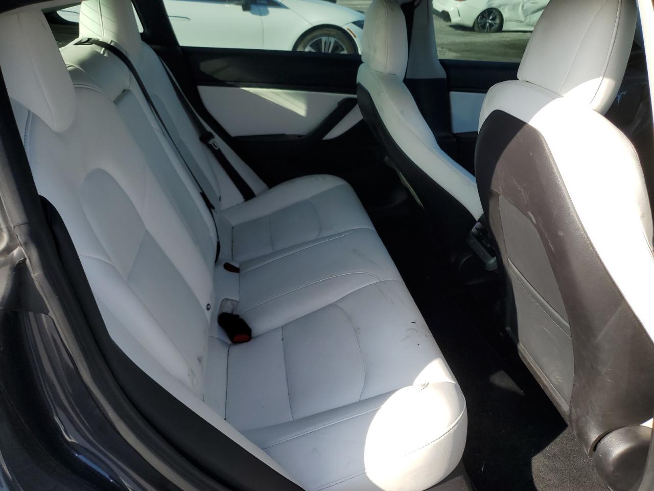 2018 Tesla Model 3 VIN: 5YJ3E1EA2JF169168 Lot: 82138475