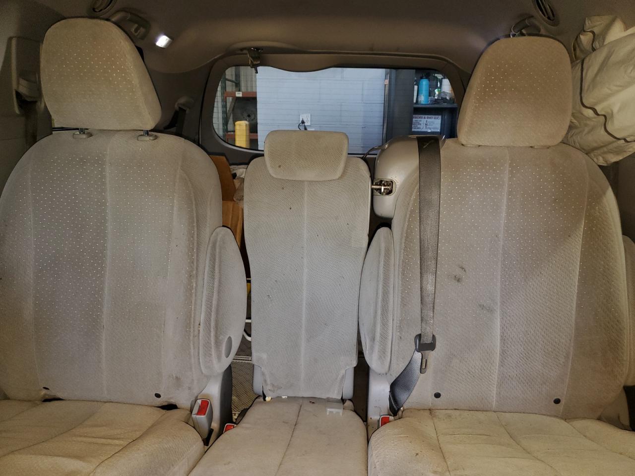 2014 Toyota Sienna Le VIN: 5TDKK3DC5ES487502 Lot: 82305445