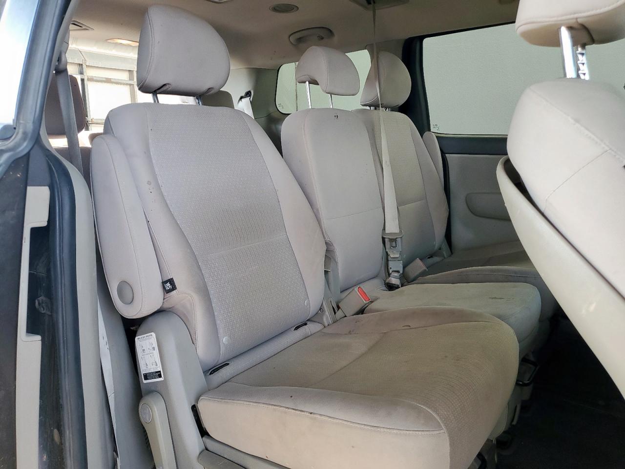 2016 Kia Sedona Lx VIN: KNDMB5C10G6112334 Lot: 85577775