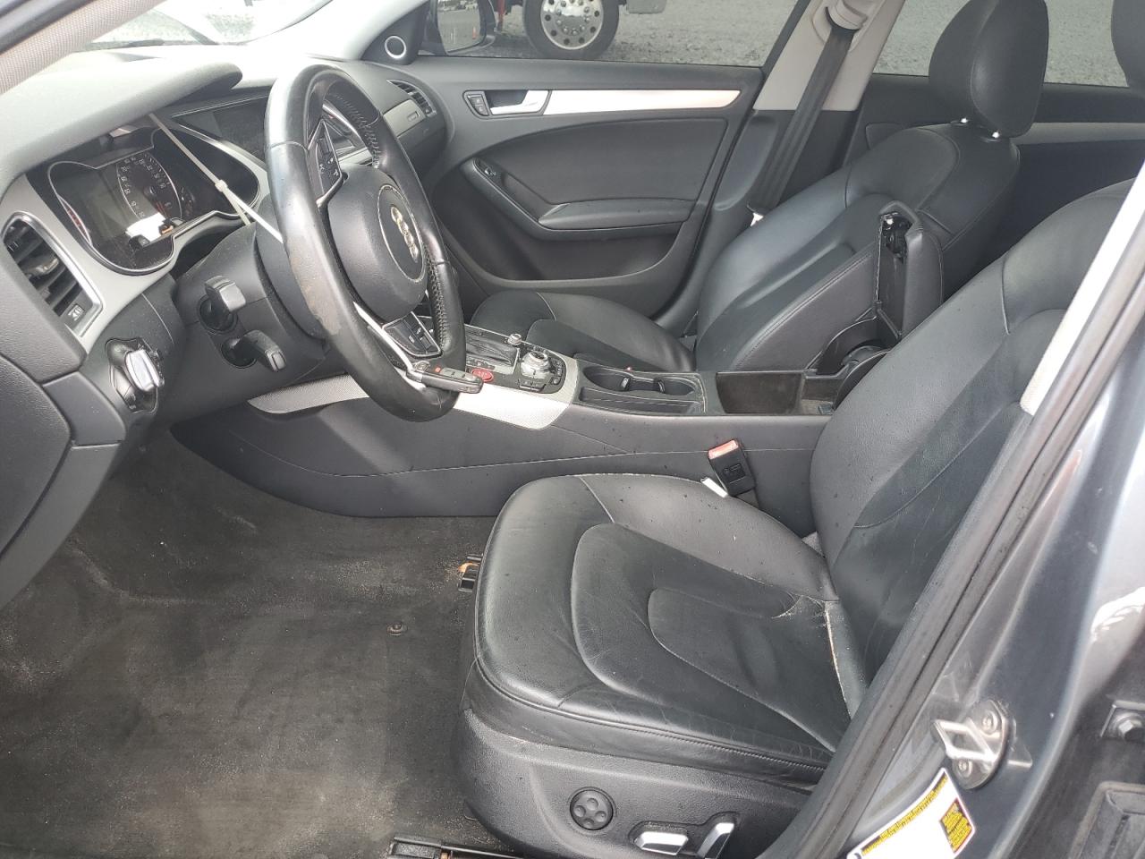 2016 Audi A4 Premium Plus S-Line VIN: WAUFFAFL4GN013232 Lot: 82194915