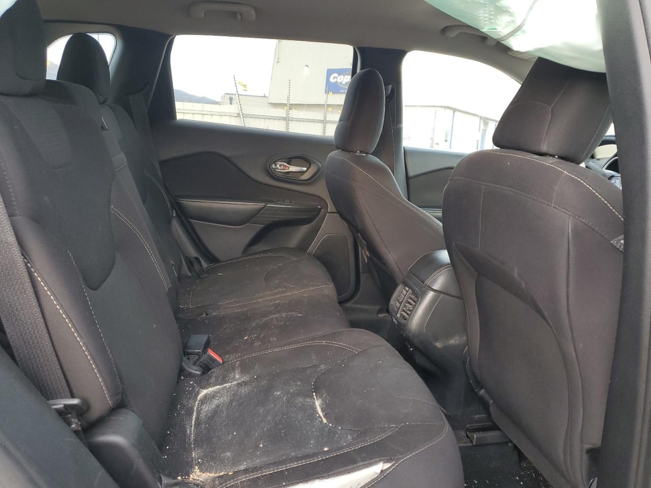 2016 Jeep Cherokee Latitude VIN: 1C4PJLCB3GW165008 Lot: 89551095