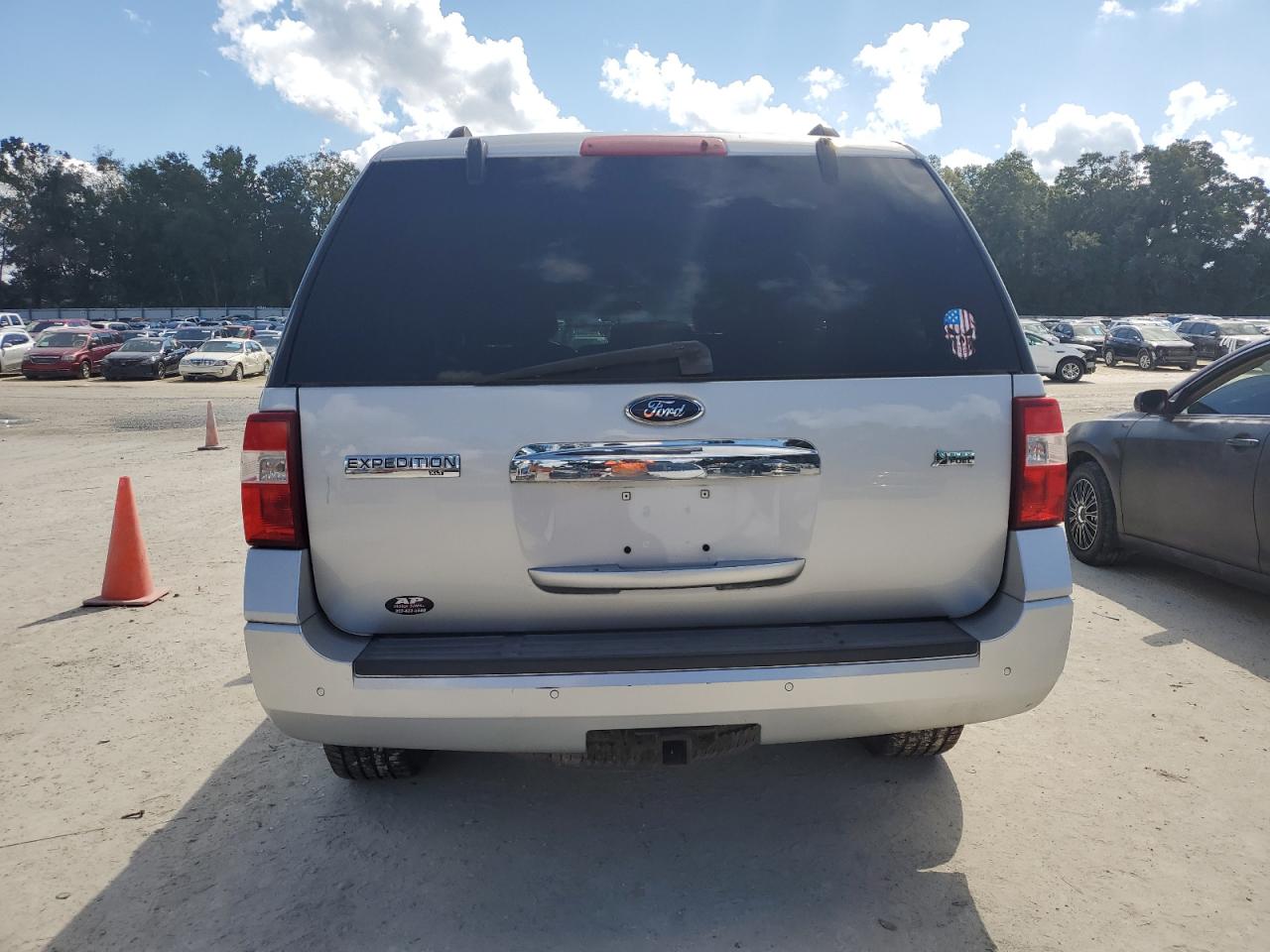 2013 Ford Expedition Xlt VIN: 1FMJU1H53DEF50375 Lot: 82650625