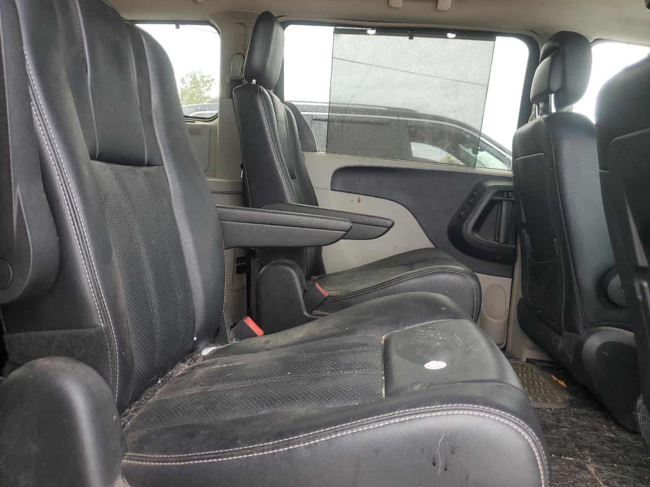 2015 Chrysler Town & Country Touring L VIN: 2C4RC1CG4FR514722 Lot: 85482405