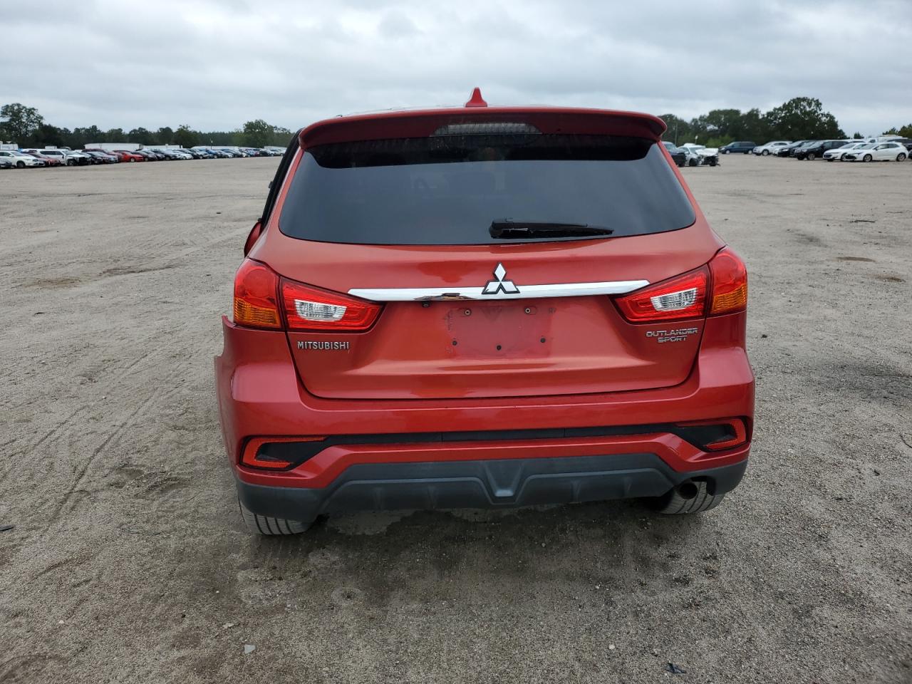2018 Mitsubishi Outlander Sport Es VIN: JA4AP3AUXJU023762 Lot: 83868035