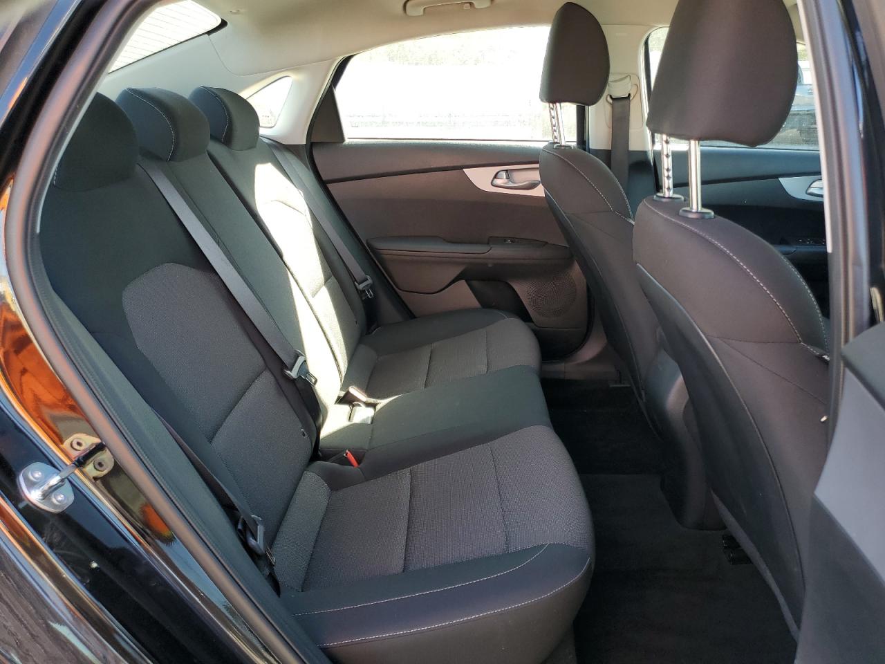 2024 Kia Forte Lx VIN: 3KPF24AD2RE810859 Lot: 90053775