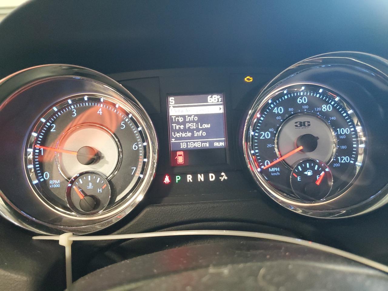 2014 Chrysler Town & Country Touring L VIN: 2C4RC1CG2ER273001 Lot: 84975395