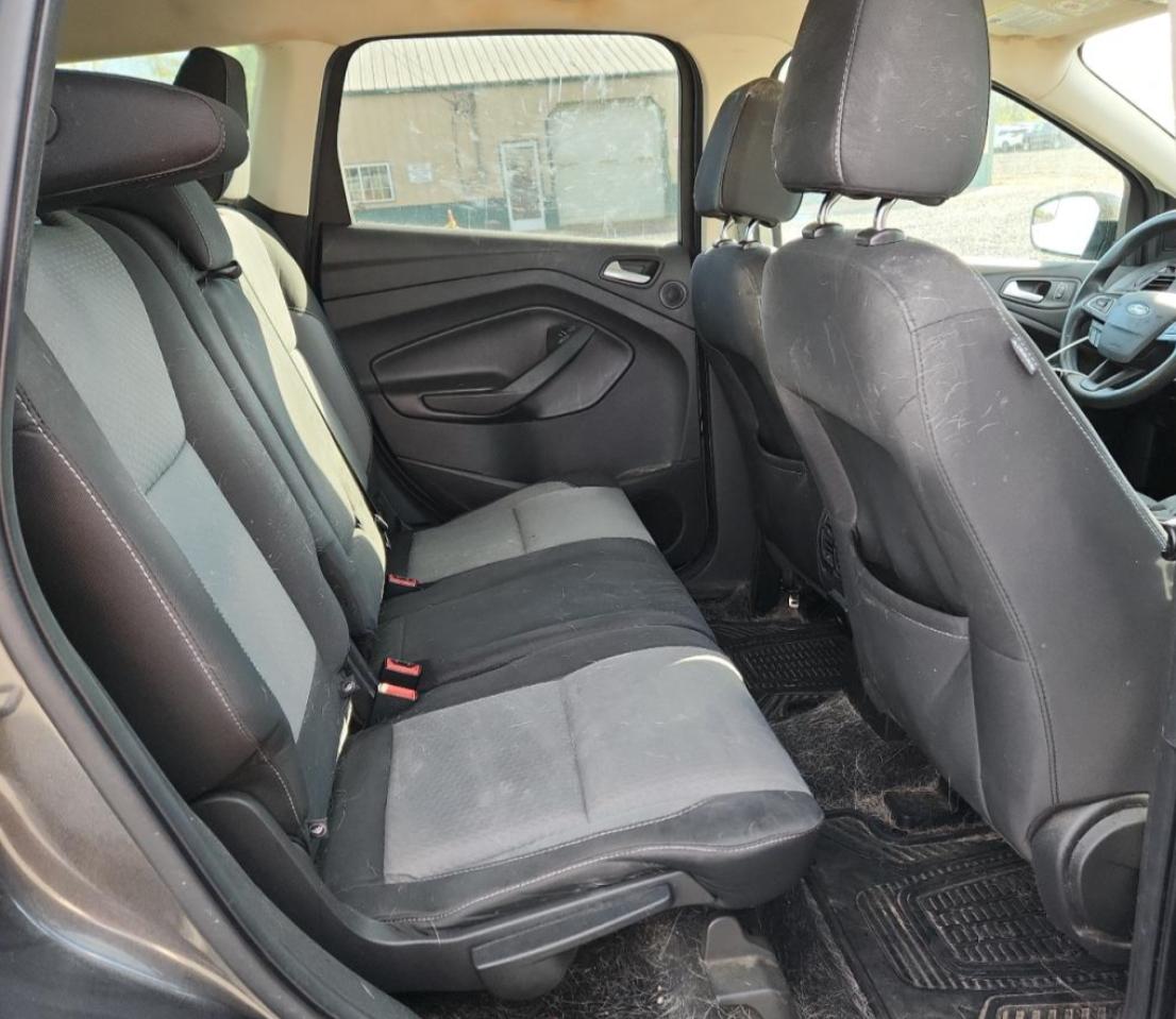 2017 Ford Escape Se VIN: 1FMCU9G91HUB32260 Lot: 87295755