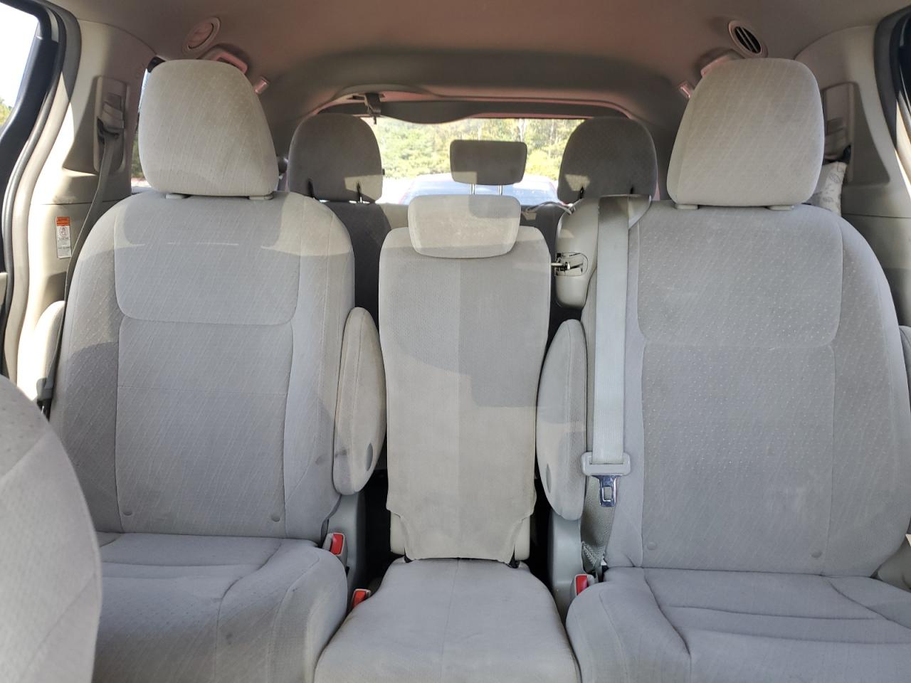 2016 Toyota Sienna Le VIN: 5TDKK3DC5GS745004 Lot: 84778025