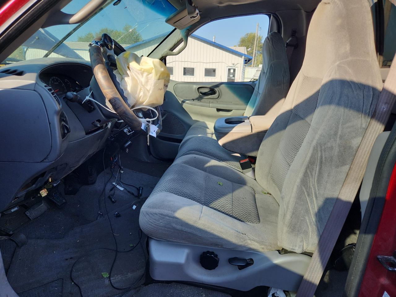 2001 Ford F150 VIN: 2FTRF17W61CA92117 Lot: 84774055