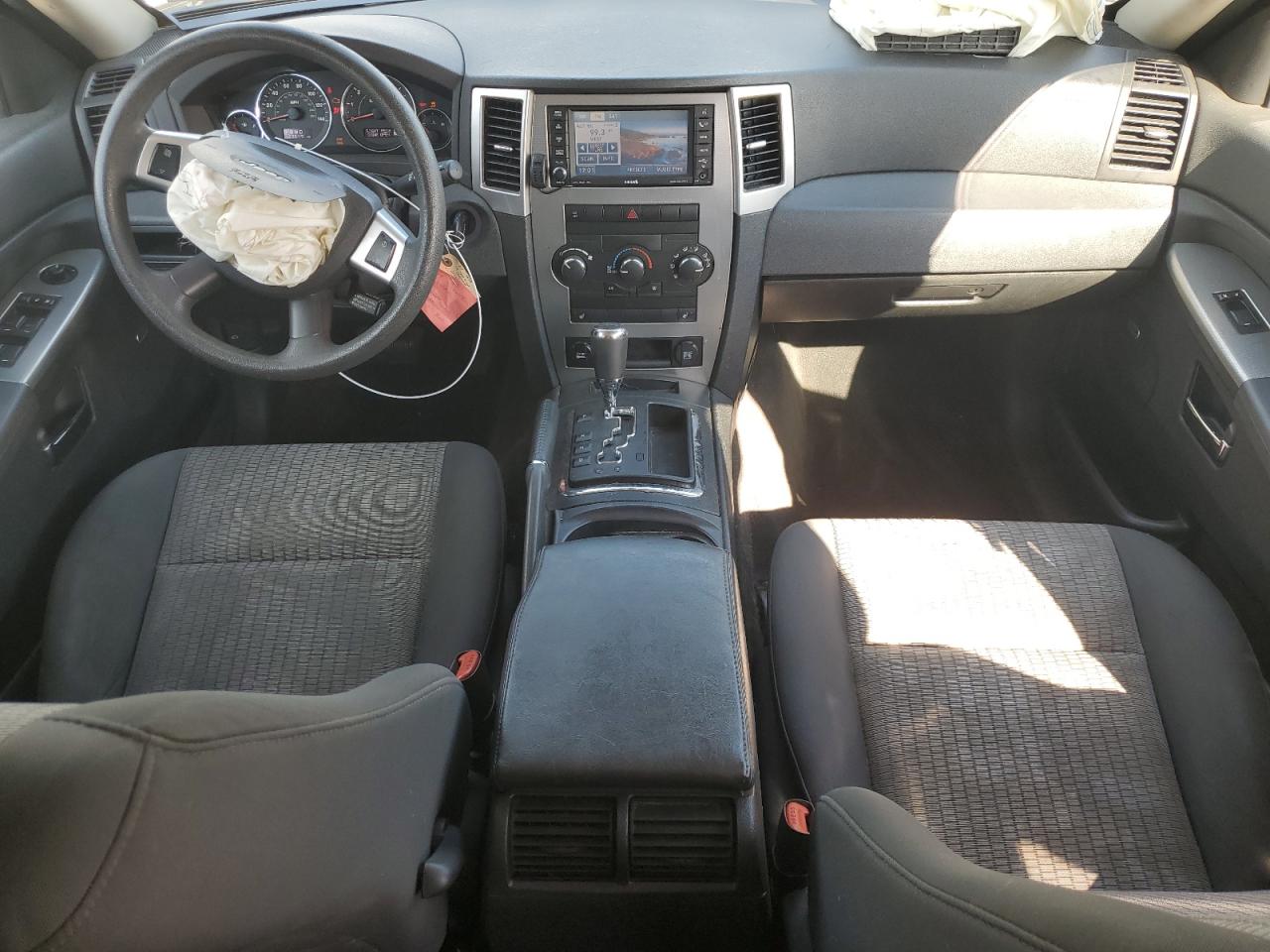 2009 Jeep Grand Cherokee Laredo VIN: 1J8GR48KX9C552224 Lot: 85783585