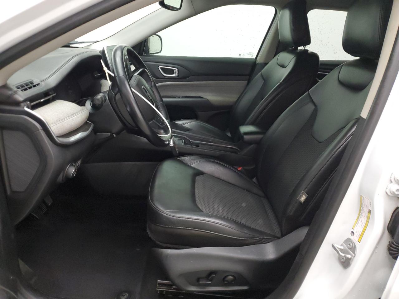 2022 Jeep Compass Latitude VIN: 3C4NJCBB7NT137742 Lot: 84962525