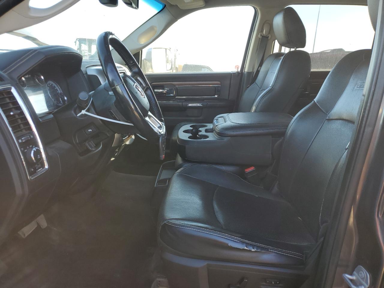 2017 Ram 1500 Laramie VIN: 1C6RR7VT6HS744055 Lot: 87381765