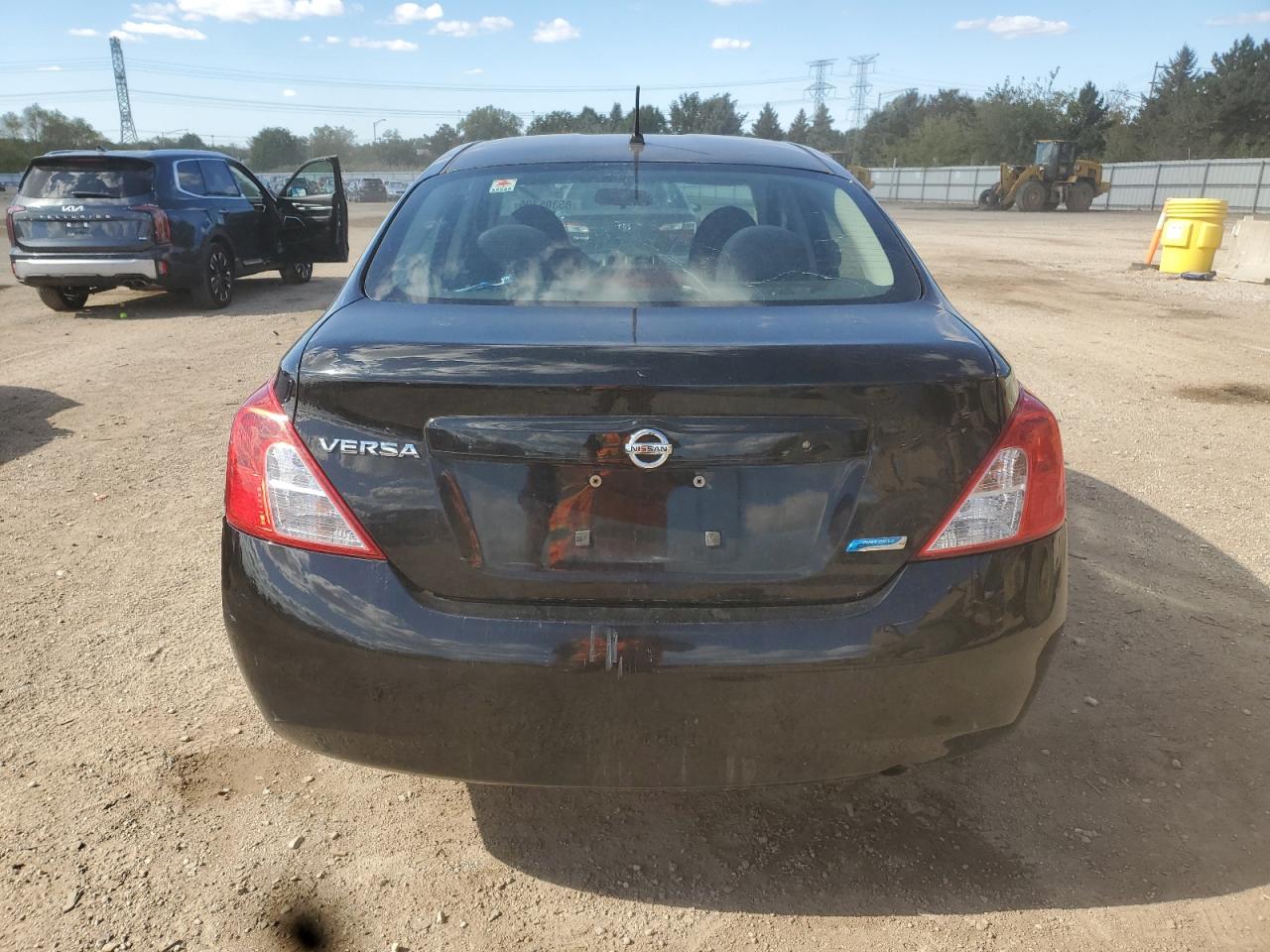 2014 Nissan Versa S VIN: 3N1CN7AP5EL858645 Lot: 85305795