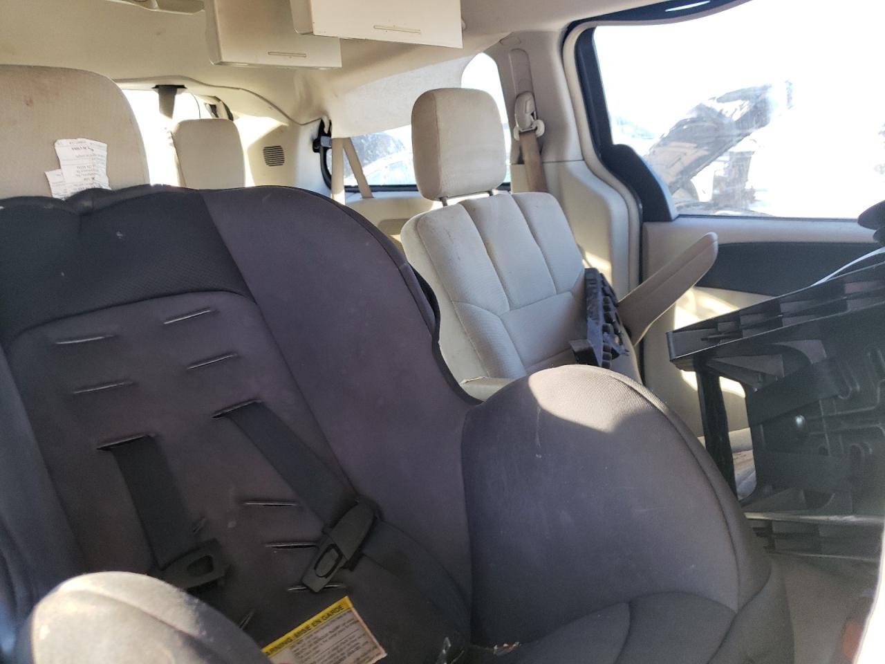 2011 Dodge Grand Caravan Crew VIN: 2D4RN5DG2BR741145 Lot: 82389935