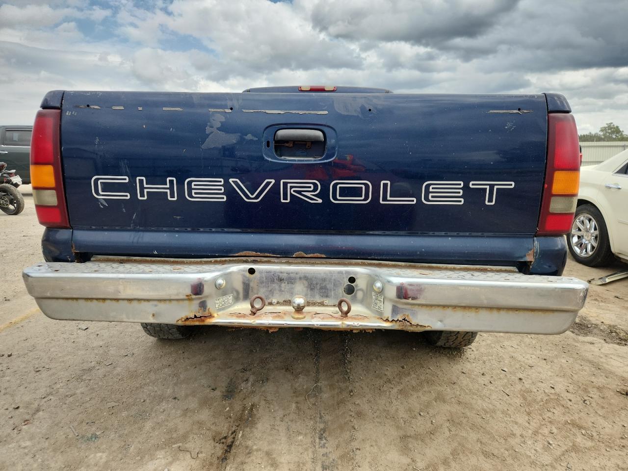 2001 Chevrolet Silverado C1500 VIN: 1GCEC14W21Z133731 Lot: 84935325