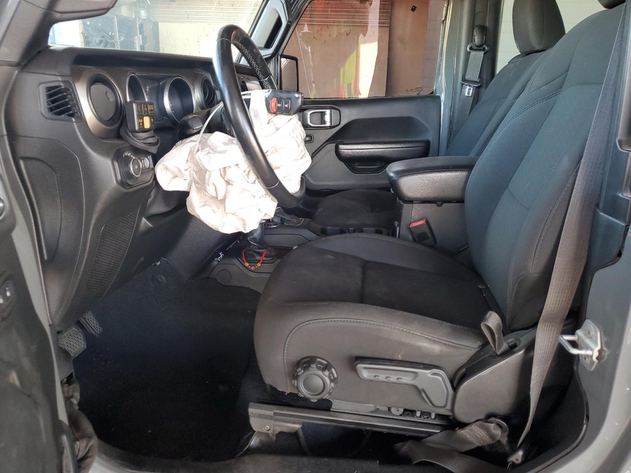 2019 Jeep Wrangler Sport VIN: 1C4GJXAG2KW577709 Lot: 82336595