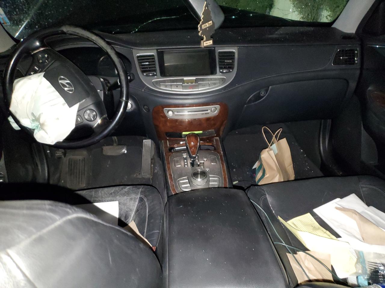 2009 Hyundai Genesis 3.8L VIN: KMHGC46E09U046400 Lot: 89780075