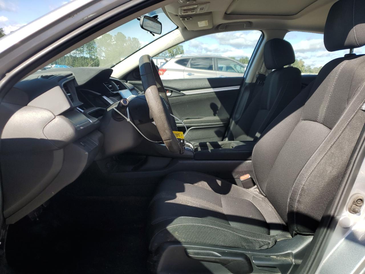 2017 Honda Civic Ex VIN: 19XFC2F7XHE046620 Lot: 89890575