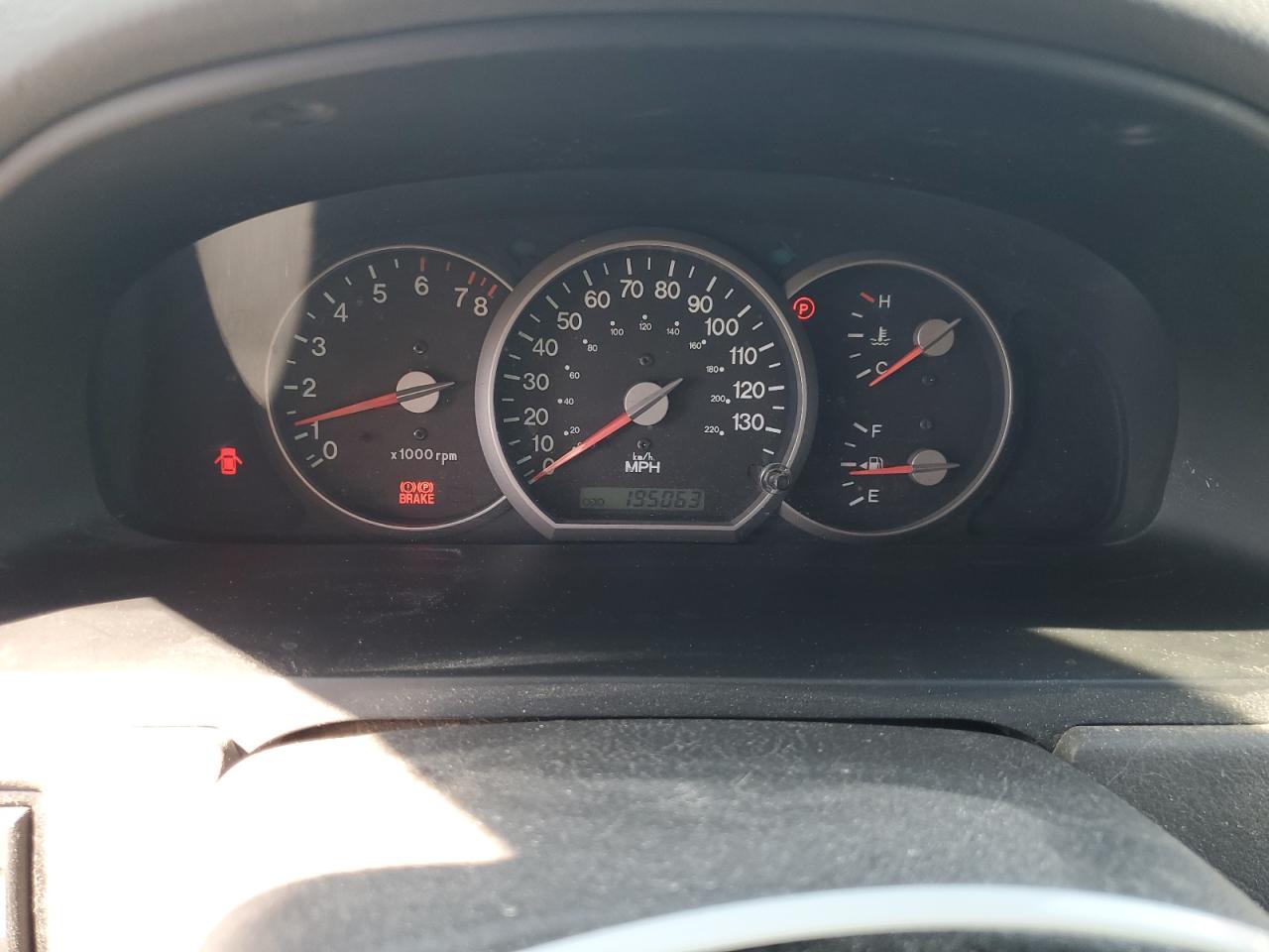 2005 Kia Sedona Ex VIN: KNDUP132356646153 Lot: 85637815