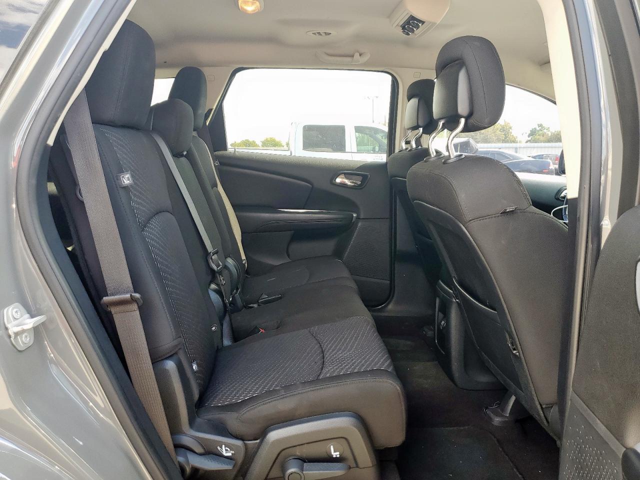 2020 Dodge Journey Se VIN: 3C4PDCAB0LT264587 Lot: 82344675