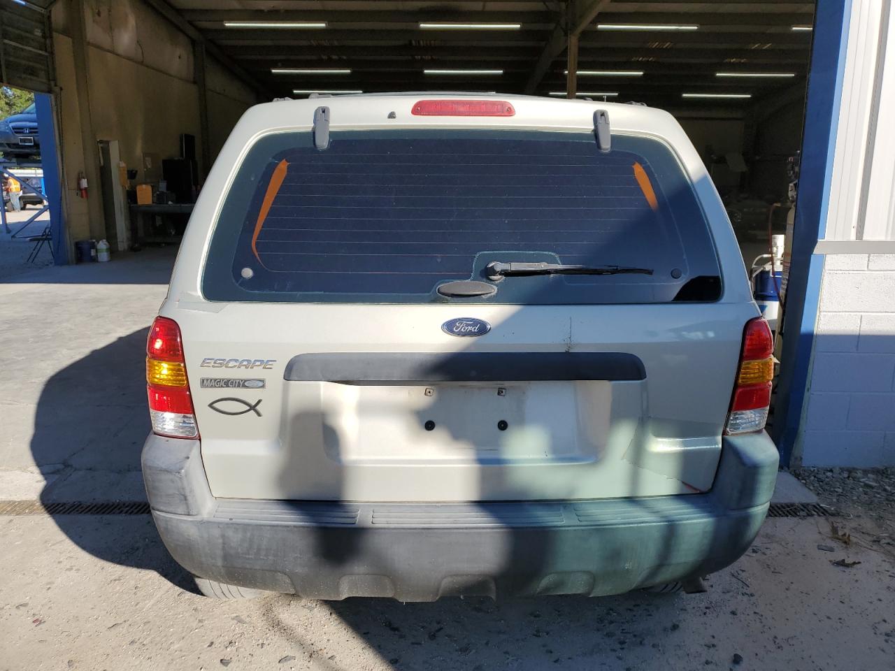 2004 Ford Escape Xls VIN: 1FMYU92154KA14340 Lot: 87275905