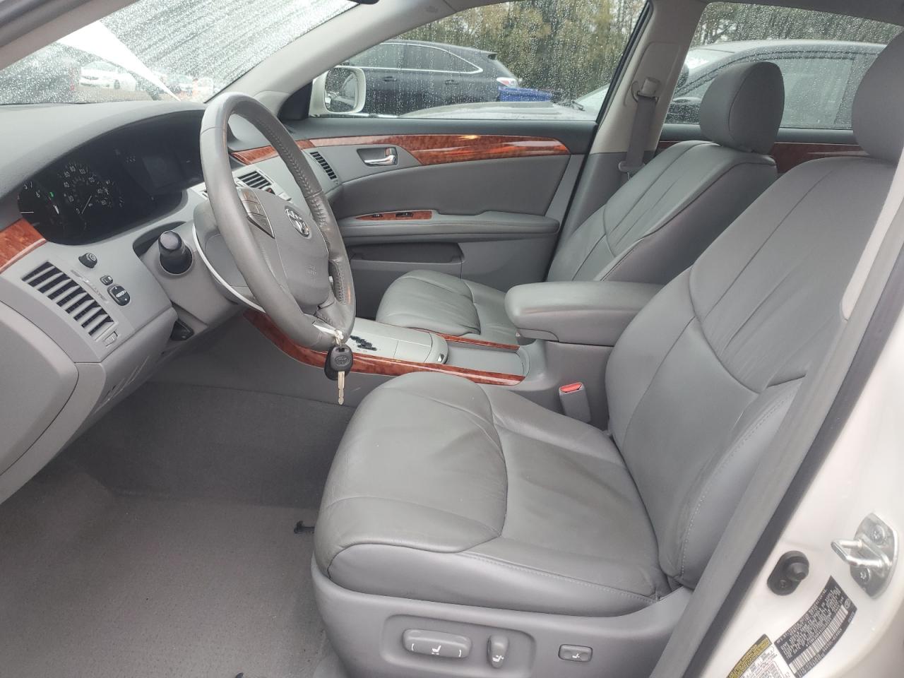 2005 Toyota Avalon Xl VIN: 4T1BK36B45U059531 Lot: 90257705