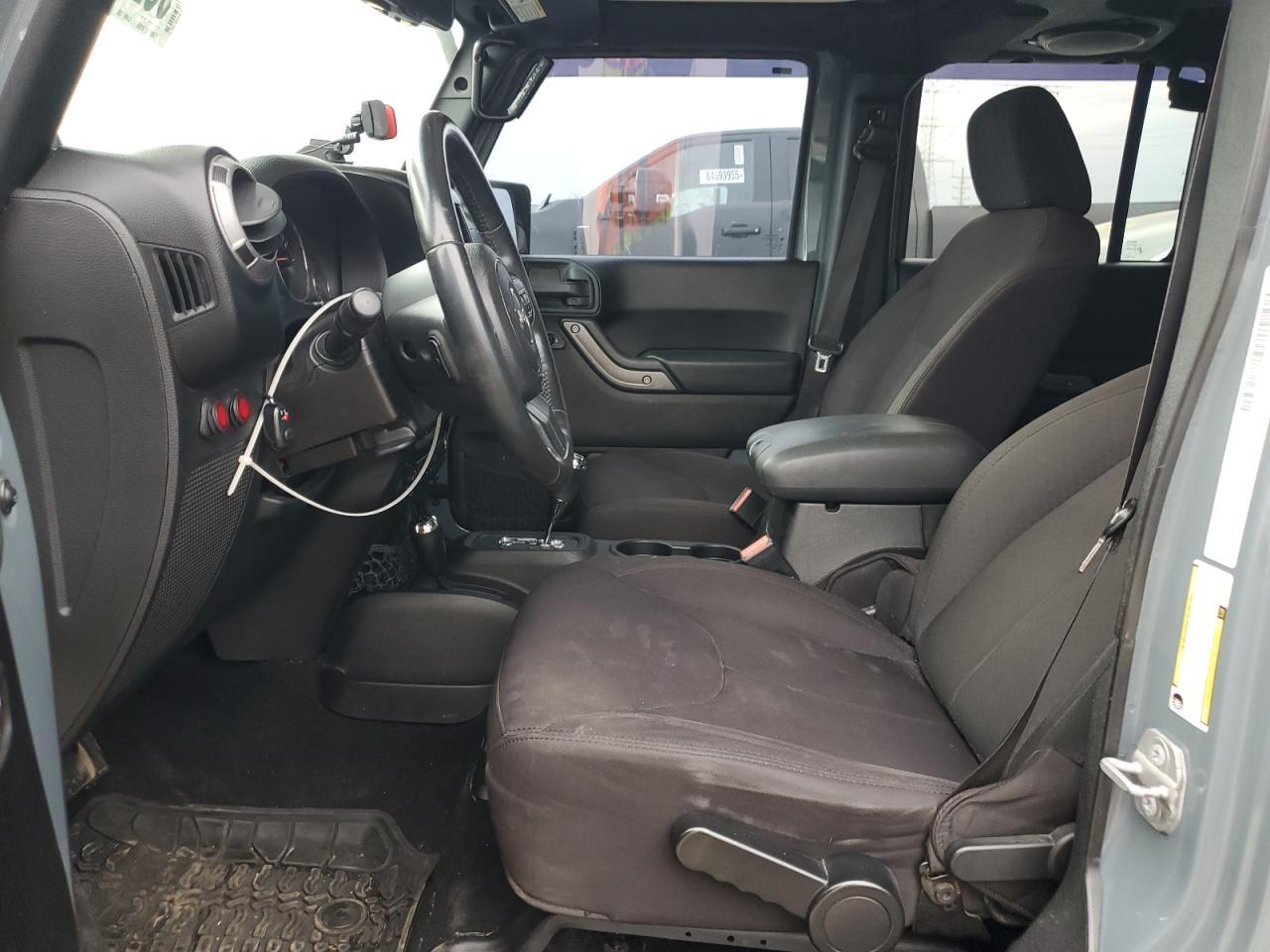 2014 Jeep Wrangler Unlimited Sport VIN: 1C4BJWDG3EL176935 Lot: 86285465