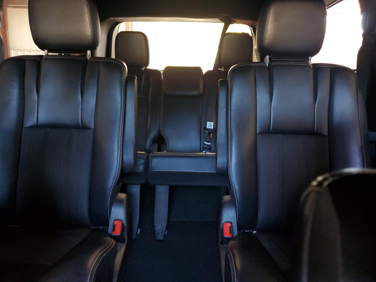 2015 Chrysler Town & Country S VIN: 2C4RC1HG0FR526164 Lot: 82346845