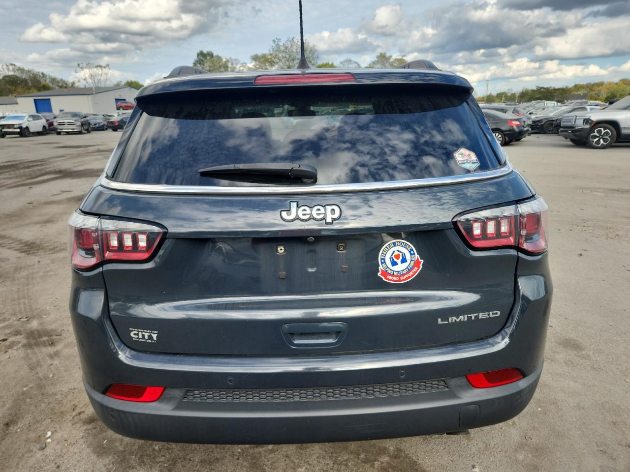 2018 Jeep Compass Limited VIN: 3C4NJCCBXJT411959 Lot: 82346525