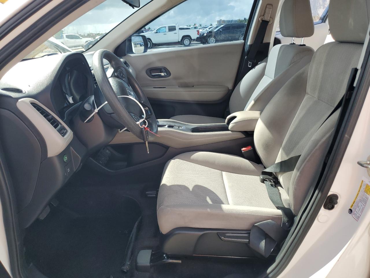 2018 Honda Hr-V Lx VIN: 3CZRU5H38JM705015 Lot: 82361935