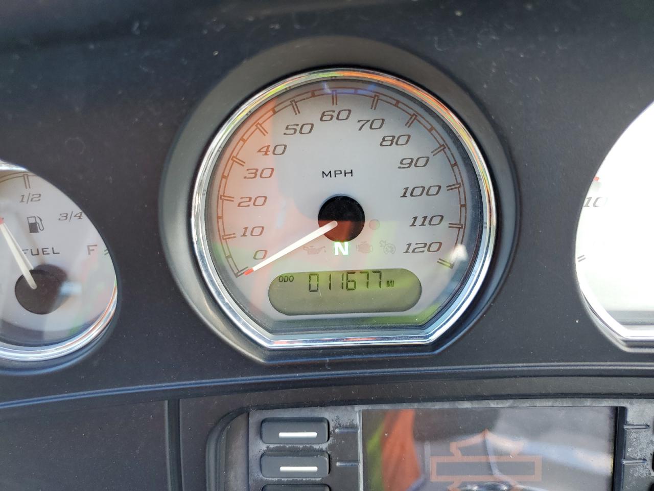 2016 Harley-Davidson Flhx Street Glide VIN: 1HD1KBM18GB630214 Lot: 85924445