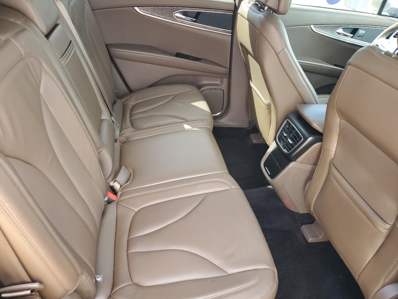 2017 Lincoln Mkx Reserve VIN: 2LMPJ6LR8HBL12716 Lot: 85778365