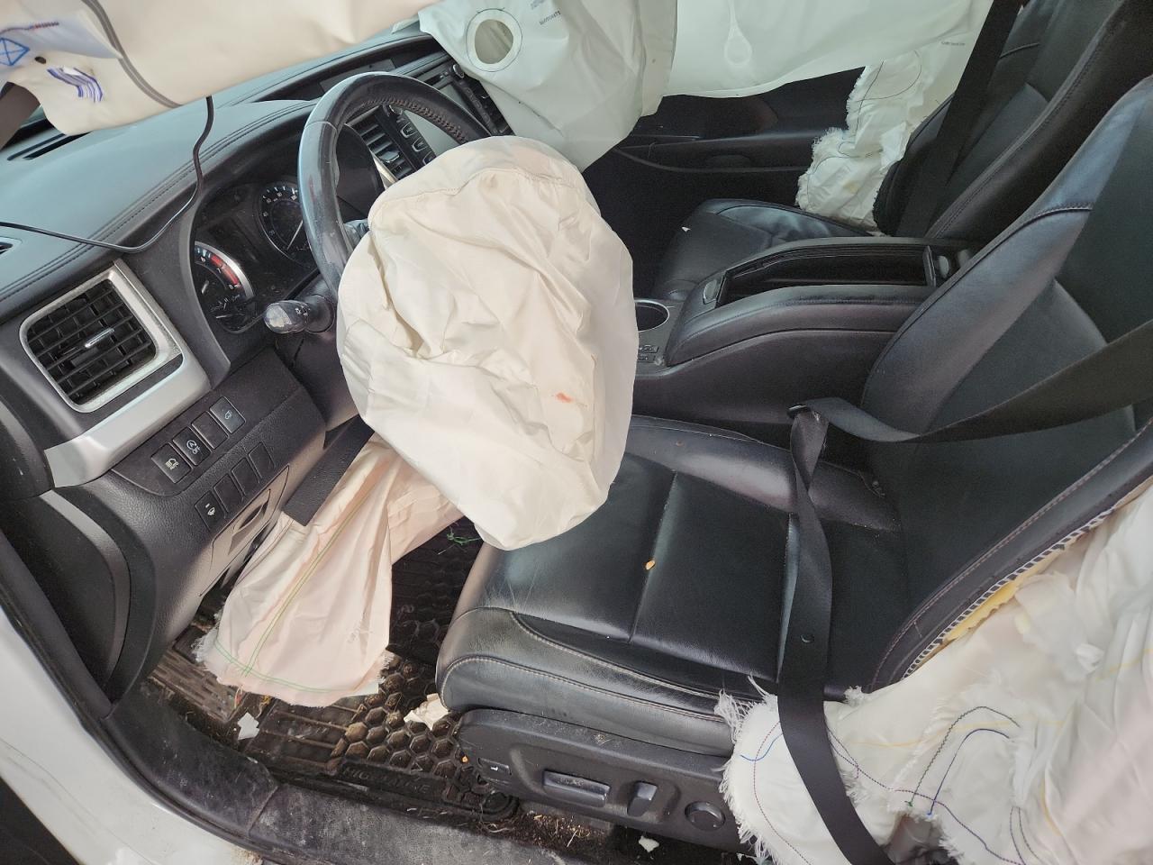 2017 Toyota Highlander Se VIN: 5TDJZRFH0HS429286 Lot: 90719585