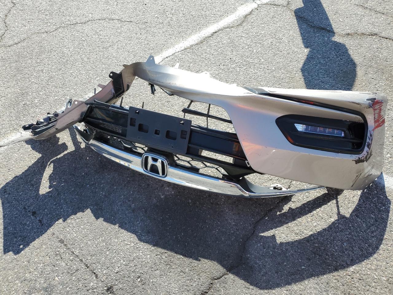 2018 Honda Accord Exl VIN: 1HGCV2F65JA019064 Lot: 82268265