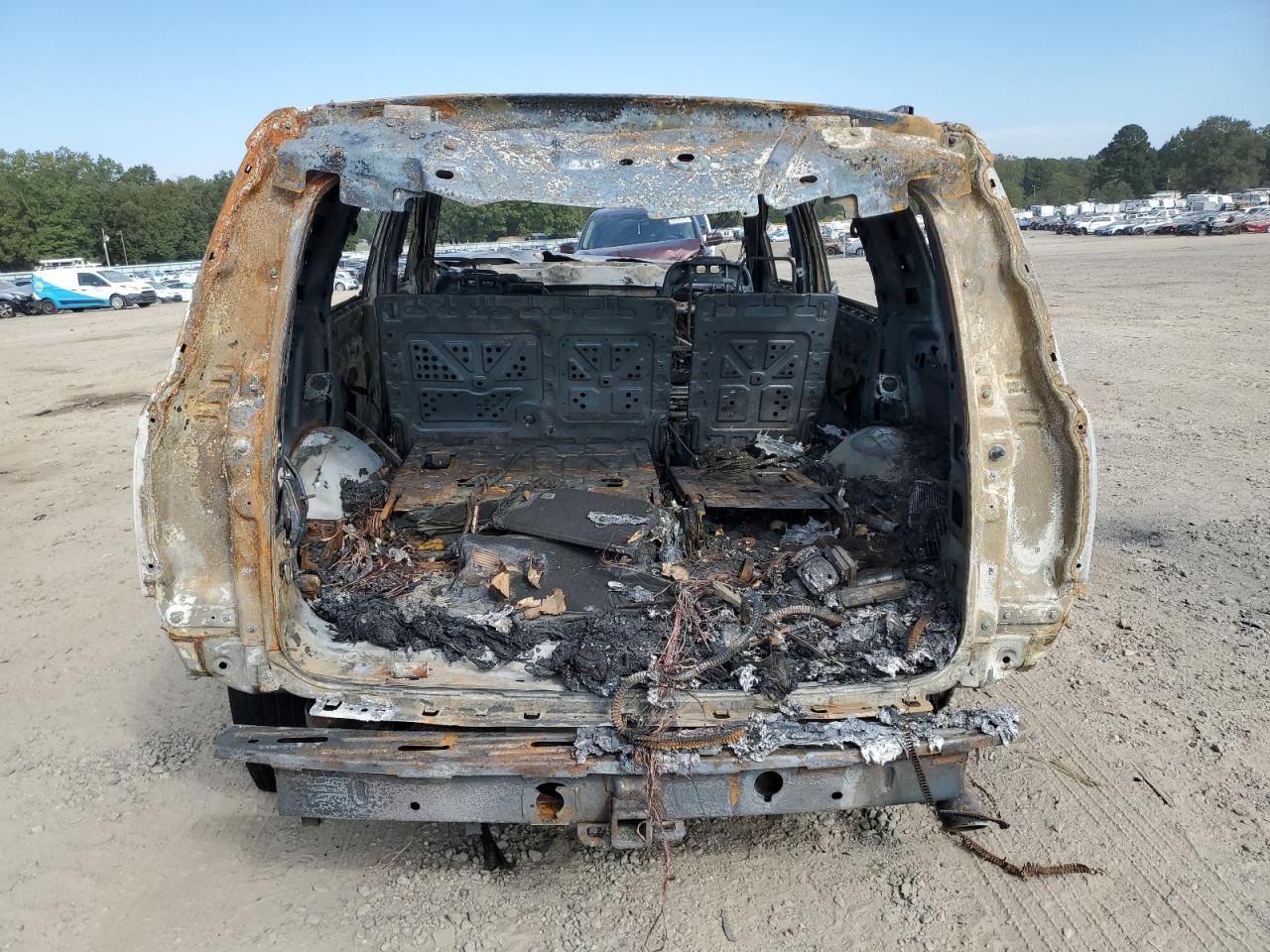 2018 GMC Yukon Sle VIN: 1GKS1AKC3JR158577 Lot: 82407895