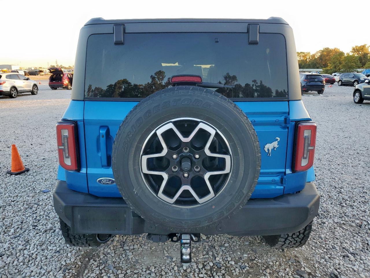 2022 Ford Bronco Base VIN: 1FMEE5BP2NLA72771 Lot: 90527945