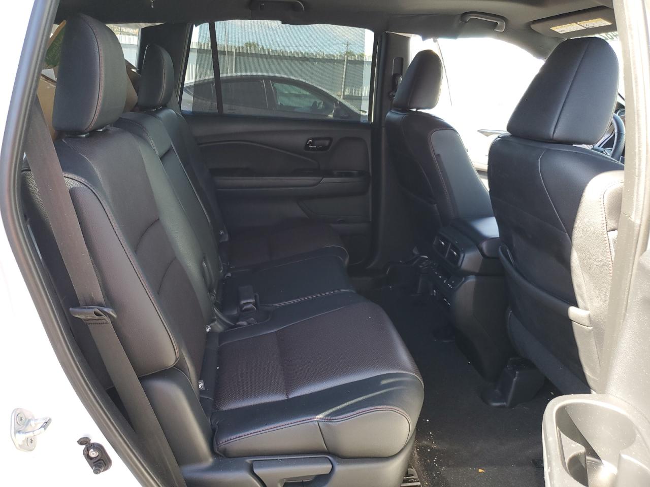 2024 Honda Passport Black Edition VIN: 5FNYF8H87RB017953 Lot: 82482775